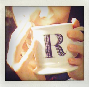 "R mug"