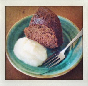 "rick's gingerbread with applesauce