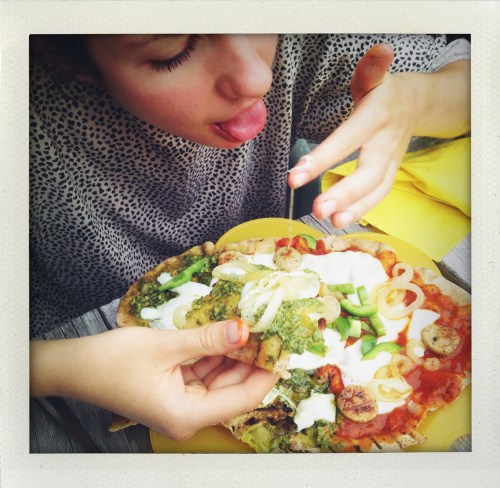 "Isabelle's sauce-y pizza"