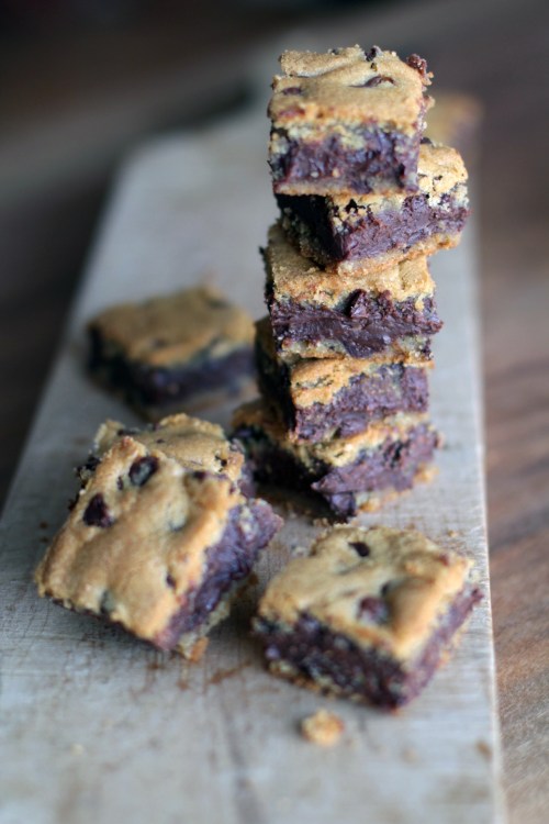 chocolate chip gooey bars