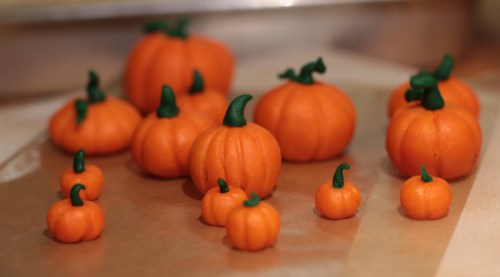 Marzipan pumpkins